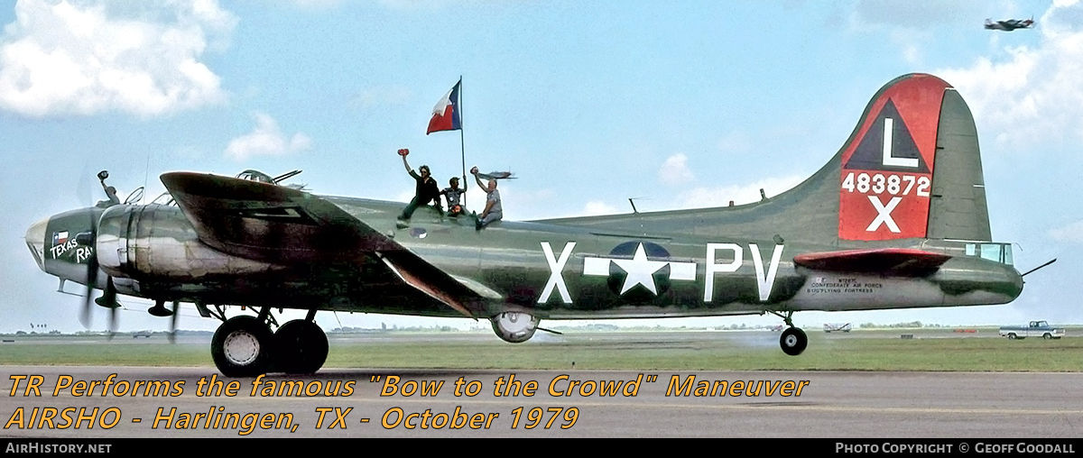 Bow to the Crowd Maneuver in Harlingen - OCT 1979